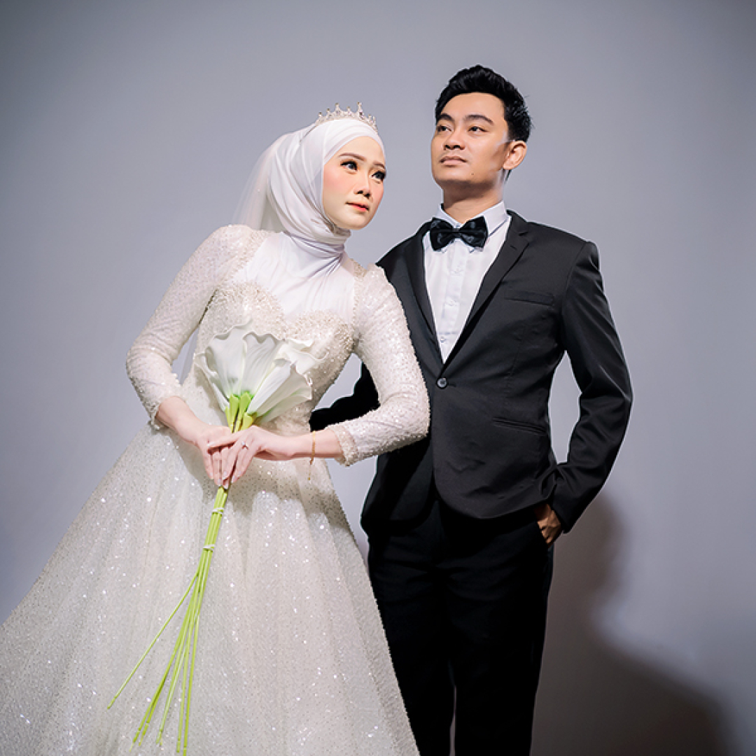 https://WidyaDanAnjas.webnikah.com/dirmember/00000029/widyapratiwi/photo-284447-335748-l-202605210224.jpg