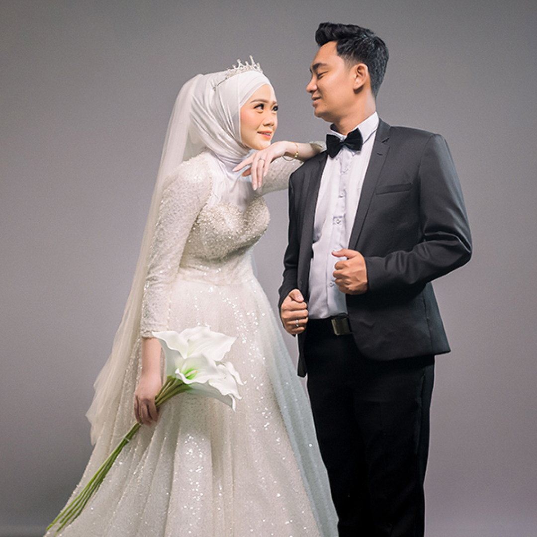 https://WidyaDanAnjas.webnikah.com/dirmember/00000029/widyapratiwi/photo-284447-335755-l-202605210229.jpg